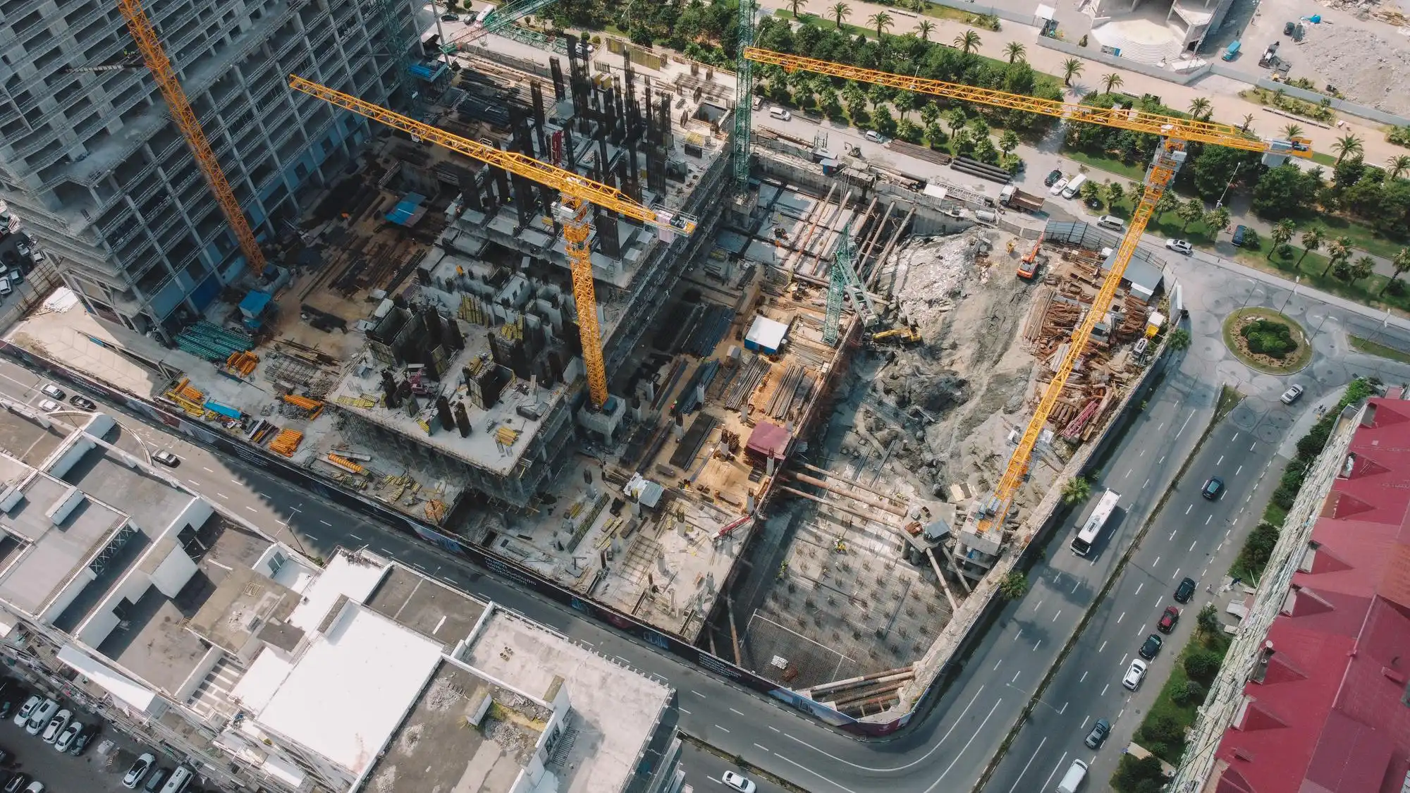 Proyecto de infraestructura financiado mediante obras por impuestos y APPs en Perú